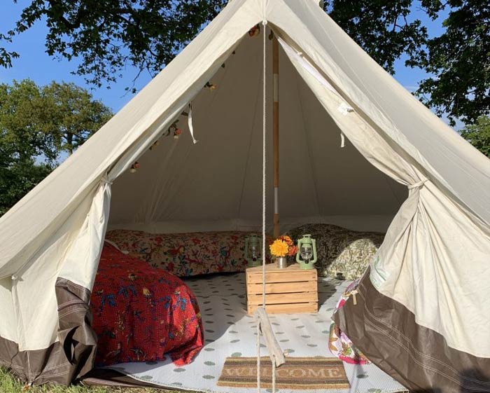book bell tent campsite